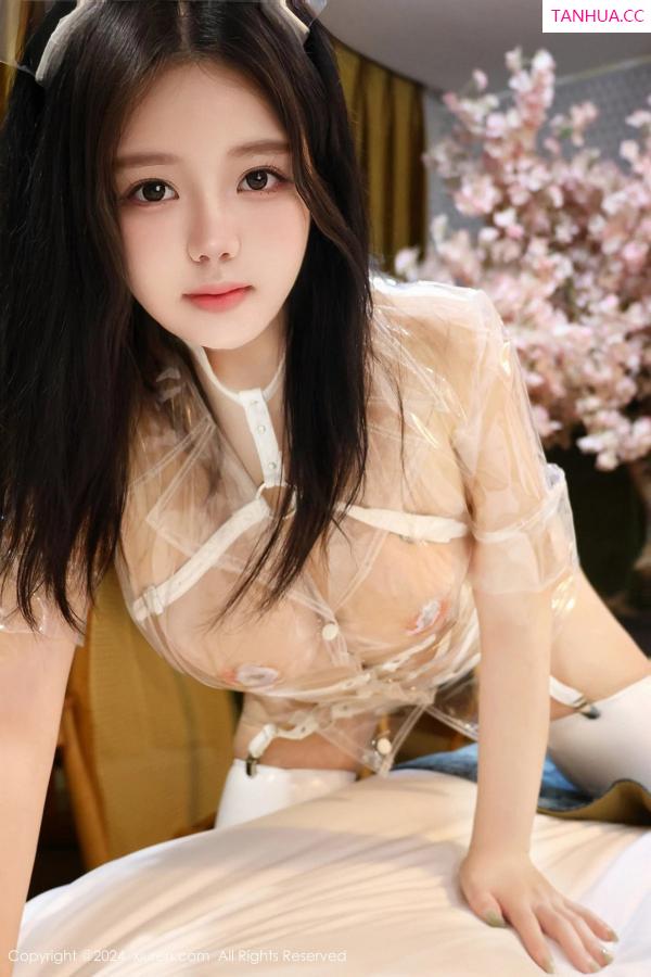   [XiuRen]高清写真图 2024.05.10 No.8517 小薯条nienie 美臀性感第21张图片